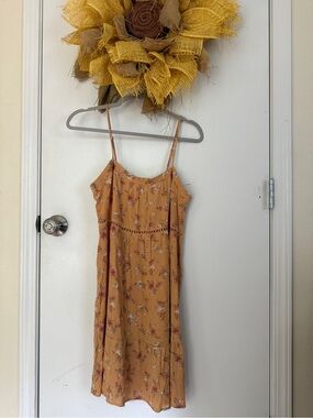NWT Pink Rose Mustard Yellow Floral Summer Dress🌻💛